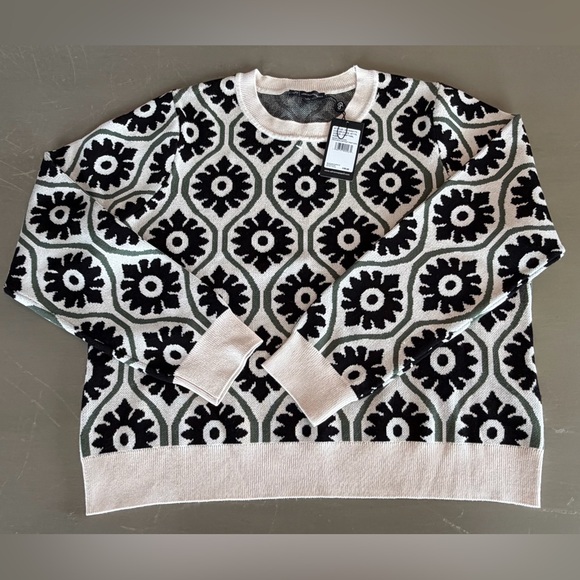 Adrianna Papell Sweaters - Adrianna Papell Cream Black Olive Floral Jacquard Sweater Crewneck Women L NEW